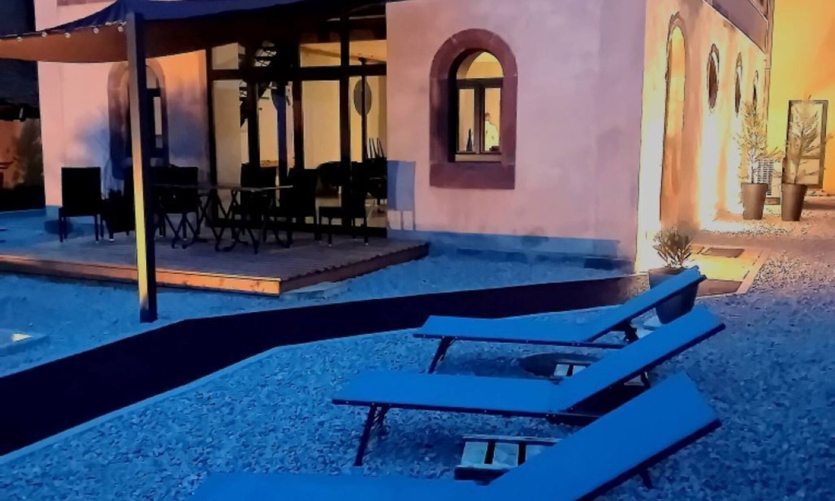 Zellwiller House | La cour cachée