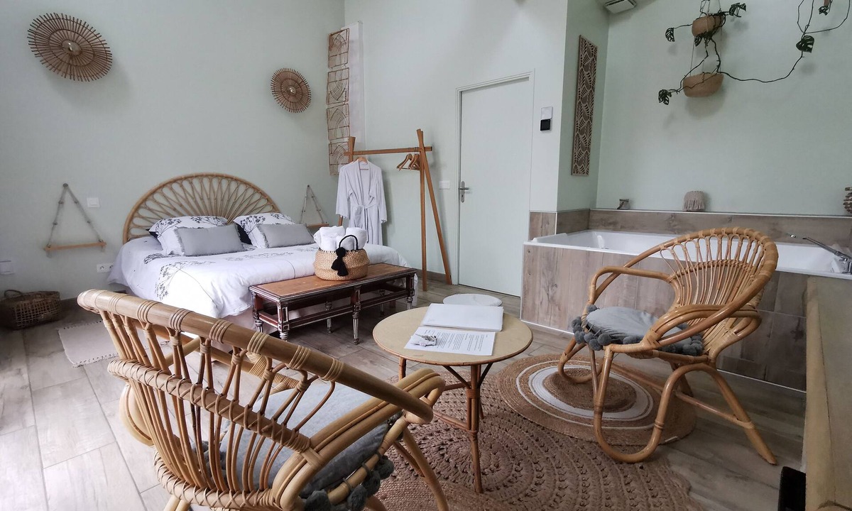 Sailly-Flibeaucourt House | La Cour d'Hortense