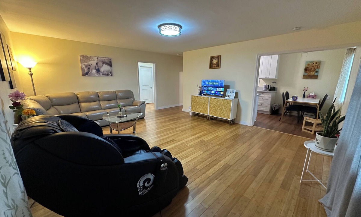 East San Gabriel Apartment | LA Cozy nSpacious 2BR on 1st Floor Private Entrance Ideal for Extended Stays