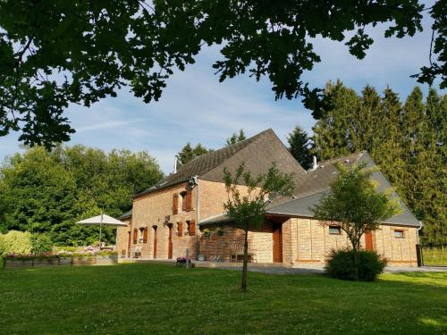 Signy-le-Petit House | La Croix Bala