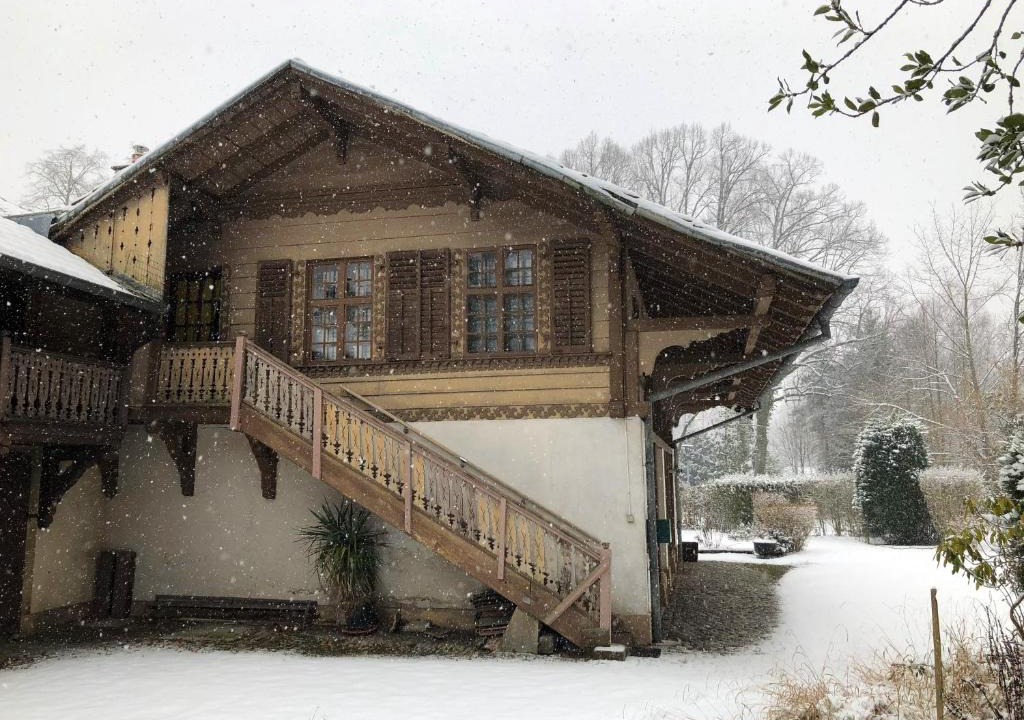 Husseren-Wesserling House | La Datcha du Parc