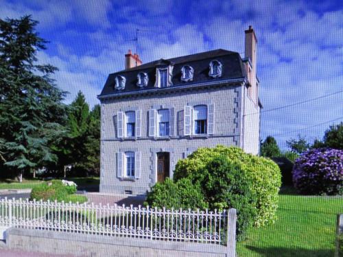 Grandparigny Bed & Breakfast | La Datiniere