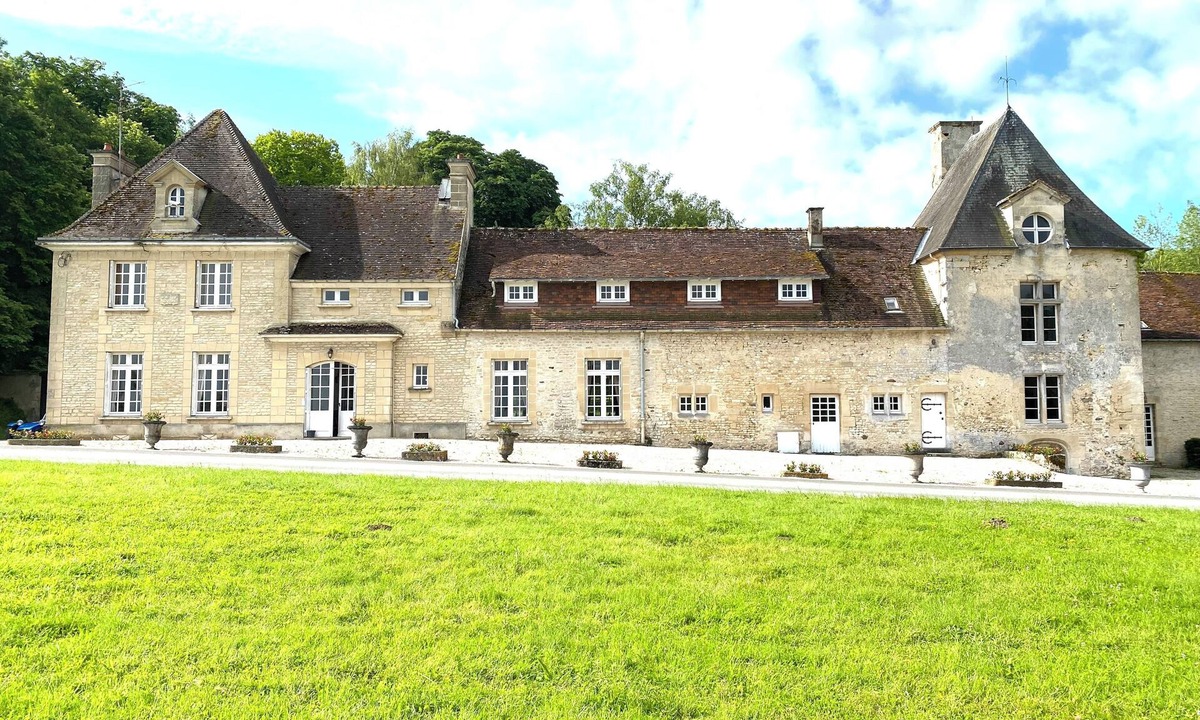 Villedieu-les-Bailleul House | La Demeure du Domaine de Tertu - 12 pers