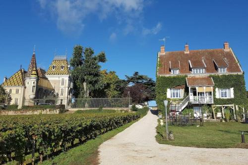 Aloxe-Corton House | La Demeure Des Corton