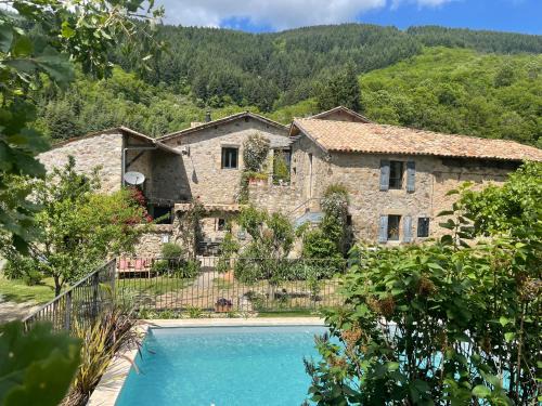 Chirols Bed & Breakfast | La Demeure des Maitres