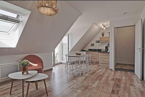 Bleriot-Plage Apartment | La Descenderie - Bord de mer