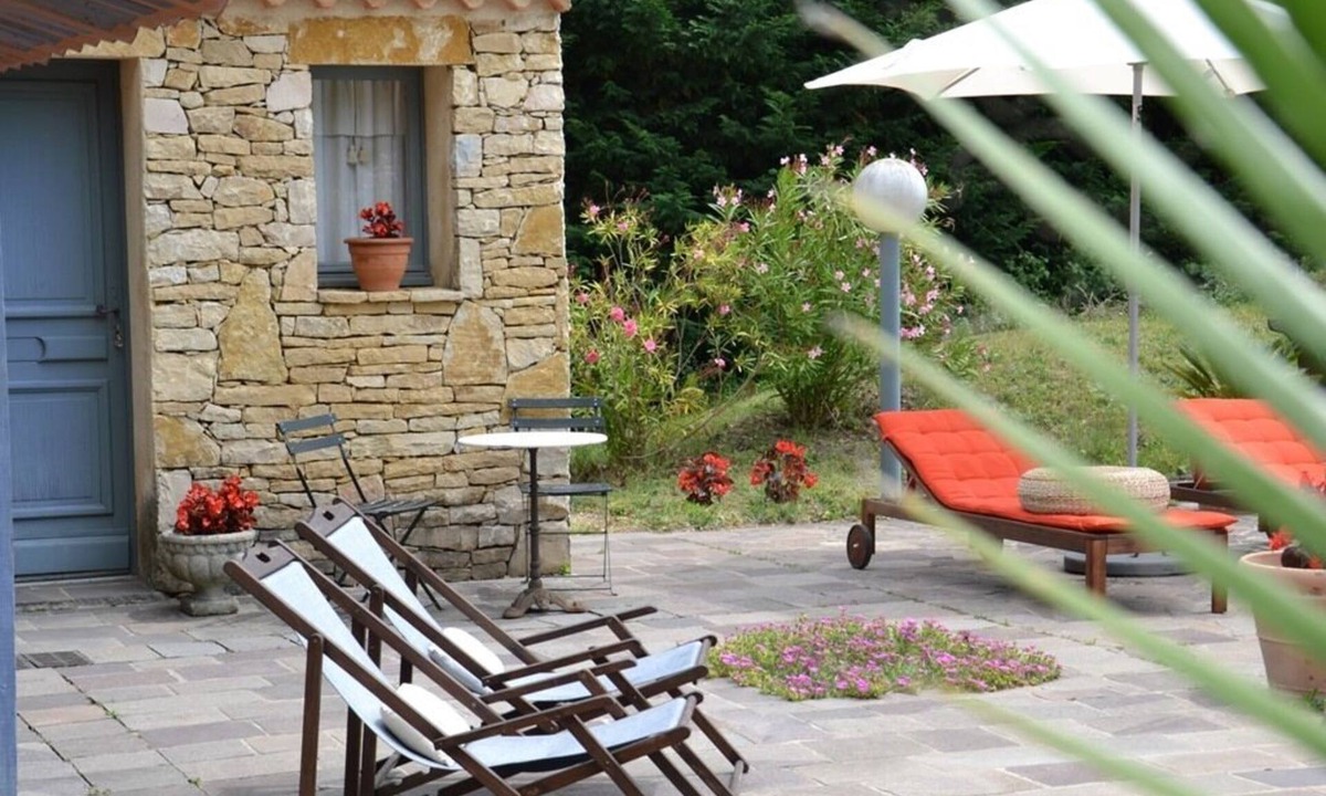 Donzere House | La Devinière