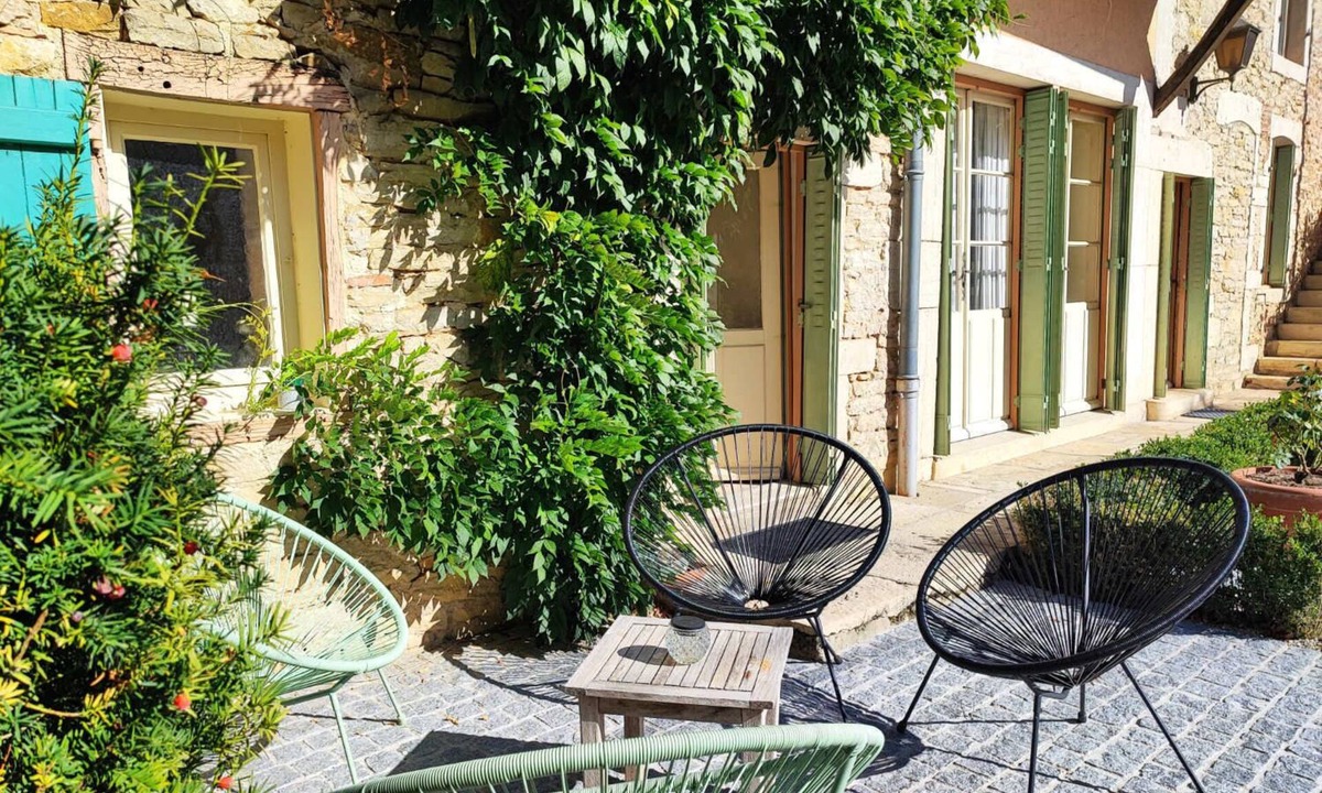 Demigny House | La Dominotte