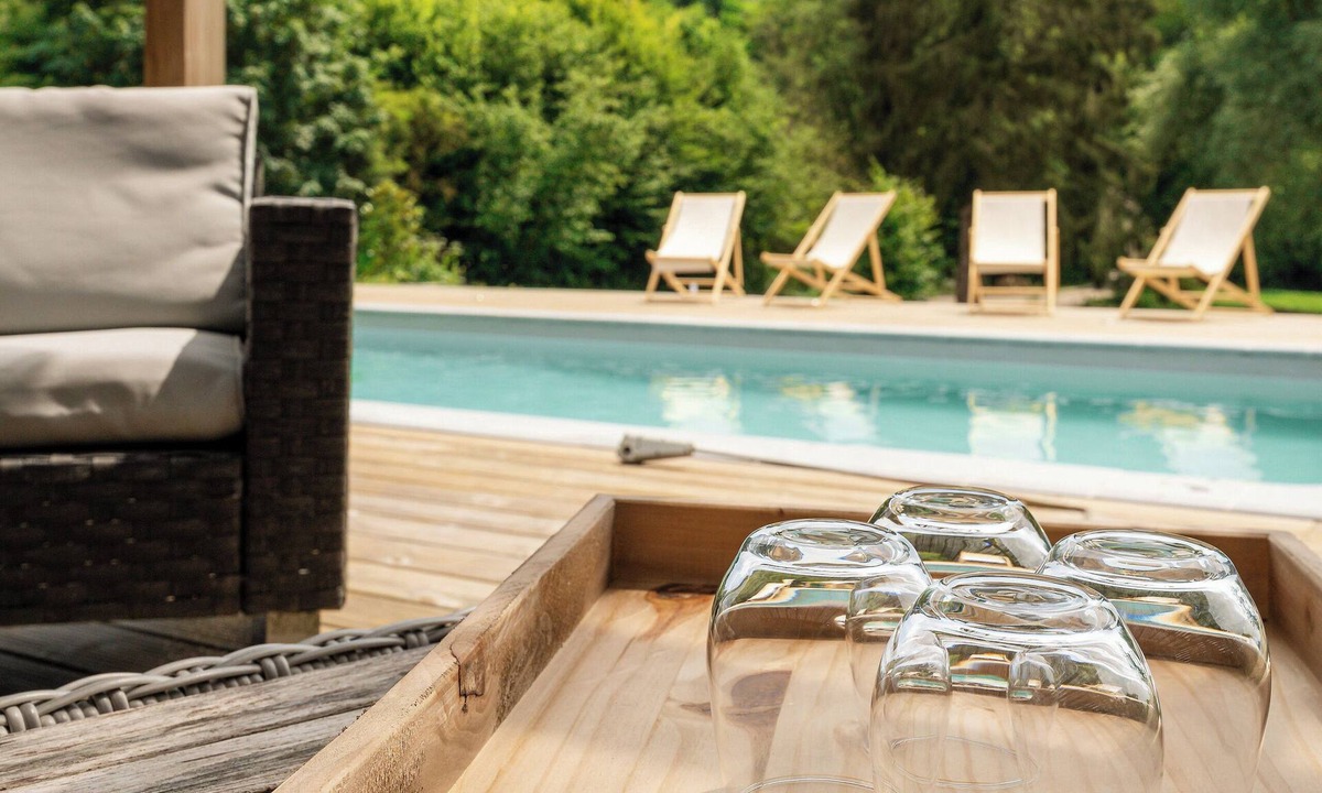 Dommiers House | La Dommarienne, Grande Maison en Bordure de Forêt