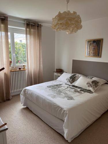 Roseraie - Orgemont Apartment | La Douce Angevine