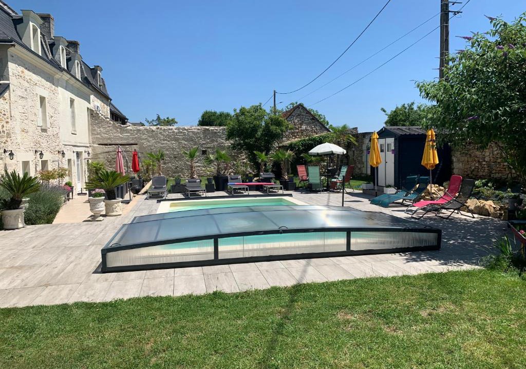 Chinon House | La Douce France Trianon