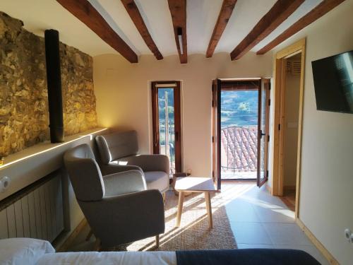 Villafranca del Cid Ski Chalet | LA DULA, Casa Boutique en el casco antiguo y junto a la montaña