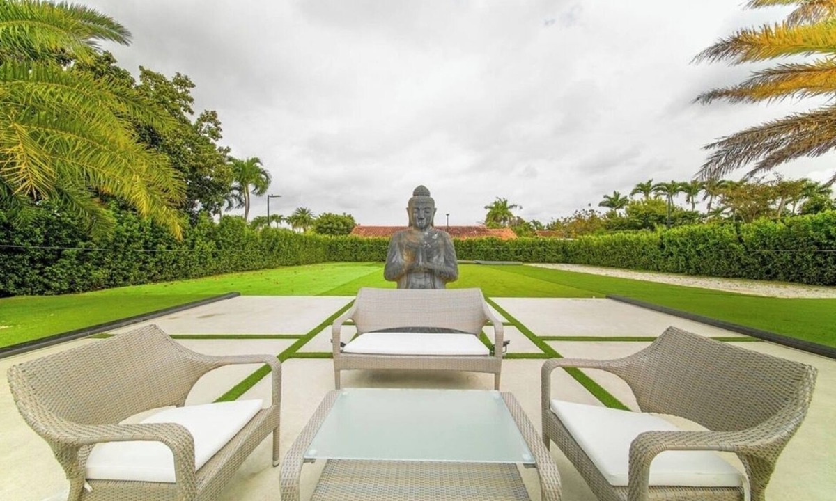 Tamiami House | La Esmeralda