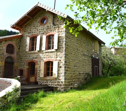 Saint-Bonnet-le-Troncy House | La Fabrique du Ronçon