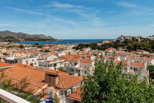 Llanca Apartment | La Farella 63 - Apartamento con terraza y vistas