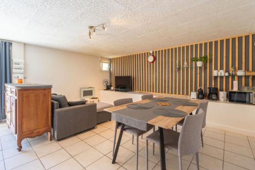 Saint-Genis-de-Saintonge Apartment | La Fattoria