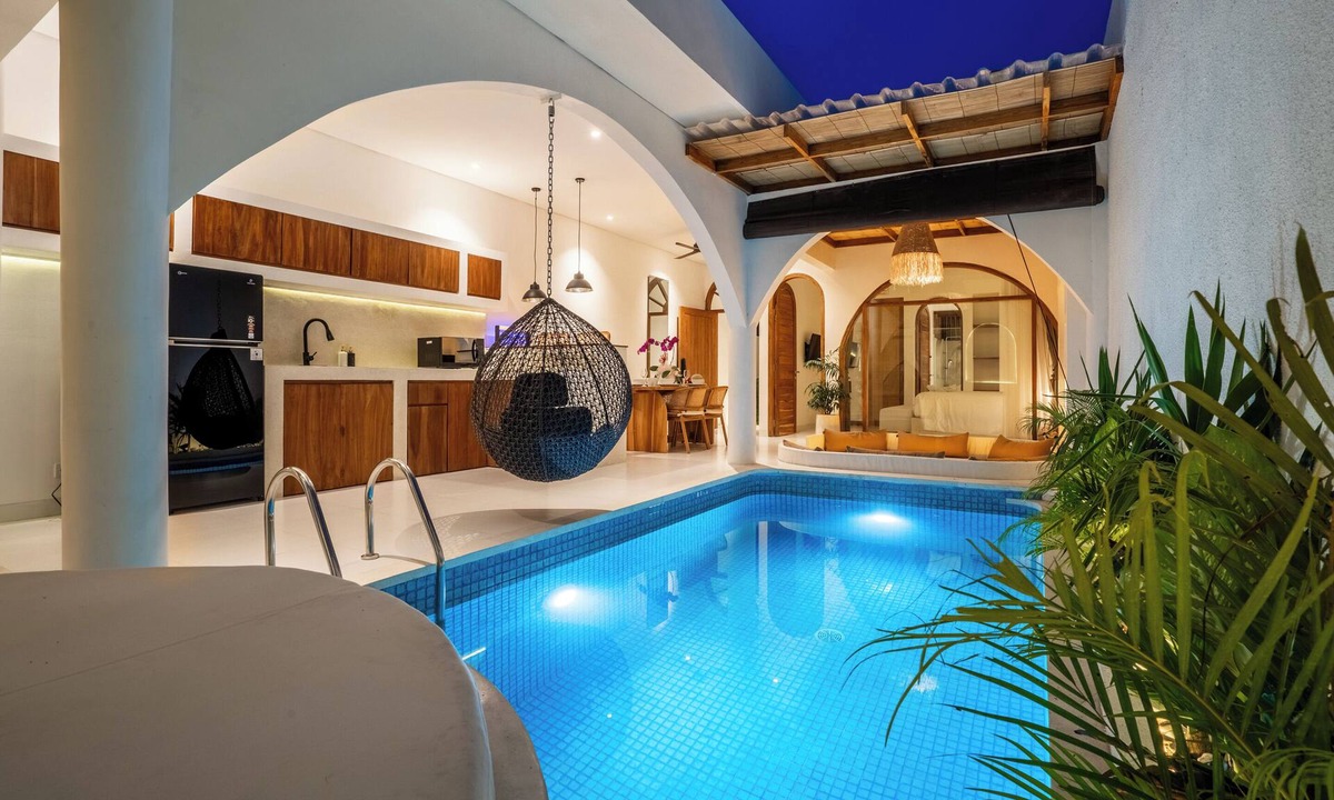 Padangsambian Klod Villa | La Feliz Villa Seminyak