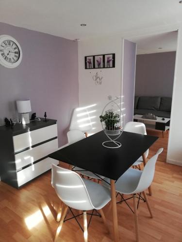 La Fere Apartment | la fere du siècle
