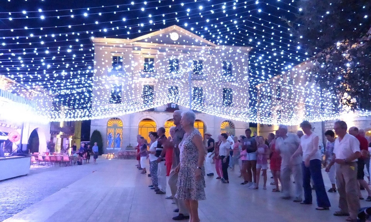 Montpezat-de-Quercy House | La Ferme at Molles, Montpezat de Quercy - gîte rural