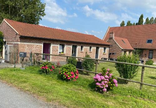 Wemaers-Cappel Bed & Breakfast | la ferme au bois dormant