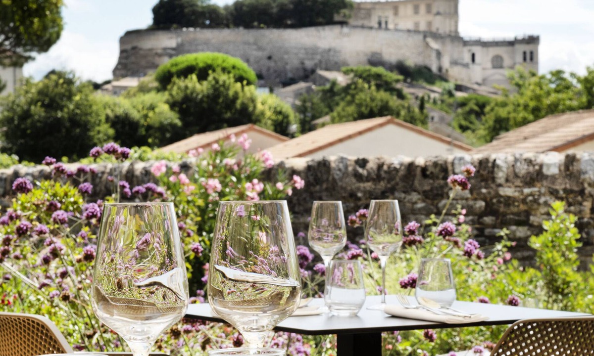 Grignan Hotel | La Ferme Chapouton - Teritoria