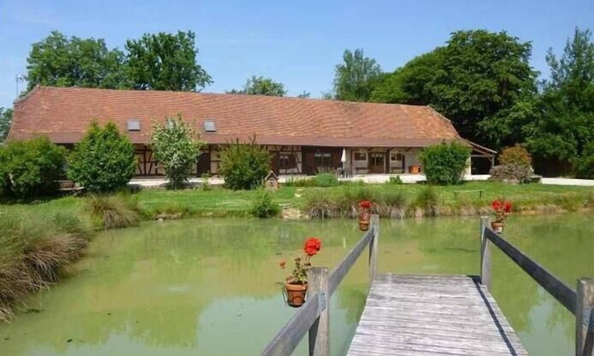 Saillenard Bed & Breakfast | La Ferme d'Aristide