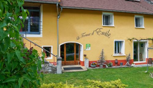 Poligny House | La Ferme d'Emile