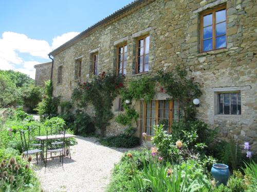 Saint-Andre-de-Rosans Bed & Breakfast | La Ferme de la Condamine