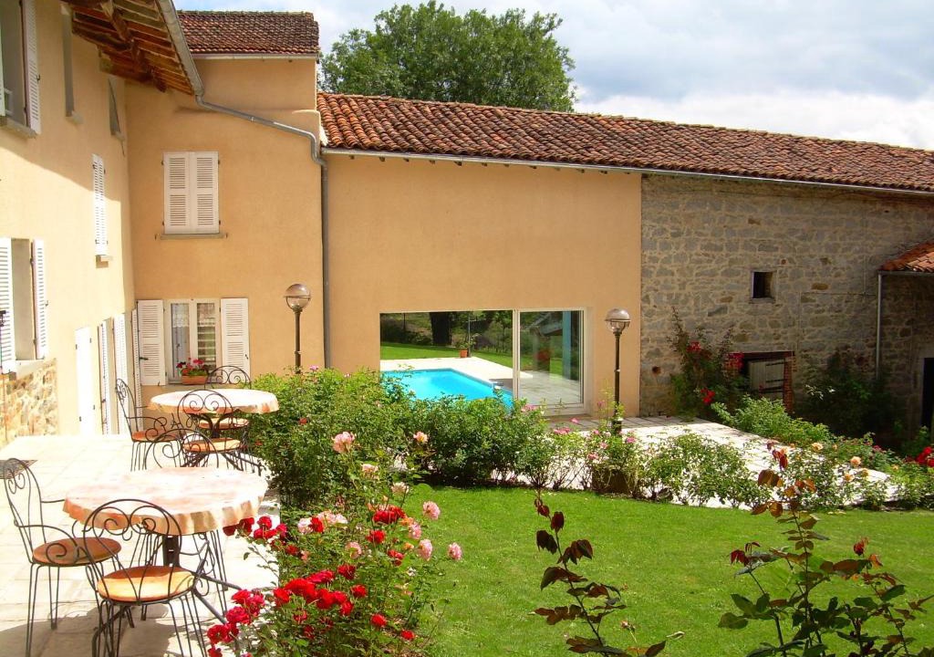 Panissieres Bed & Breakfast | la ferme des roses