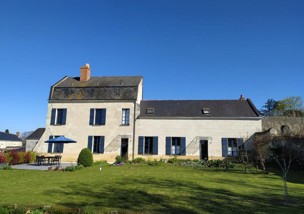 Le Coudray-Macouard House | La Floréciane