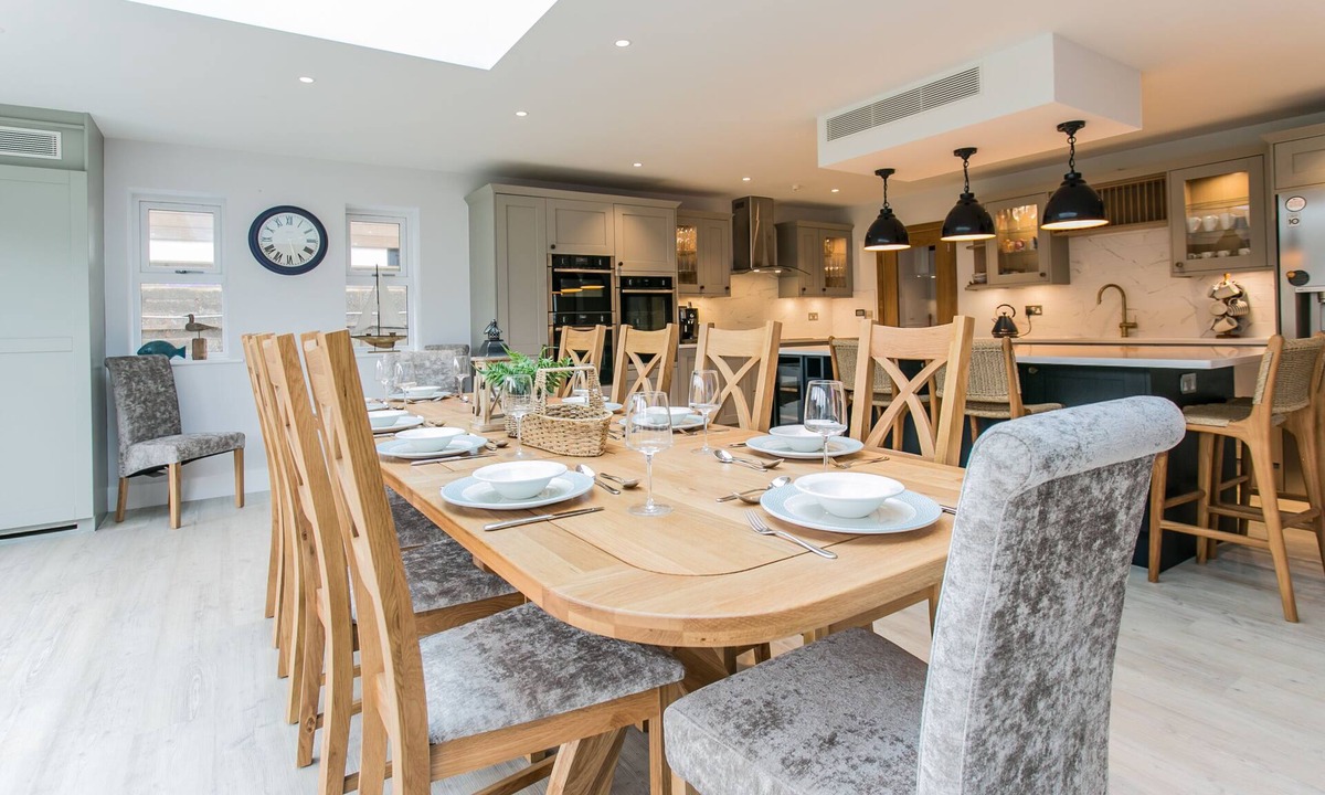 Wittering House | La Flora - Bracklesham Bay