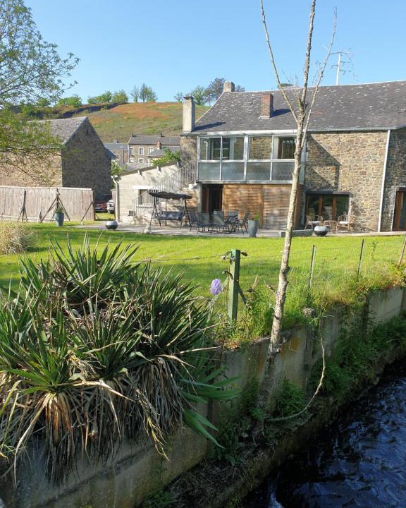 Vireux-Molhain House | LA FOLLE PARENTHESE