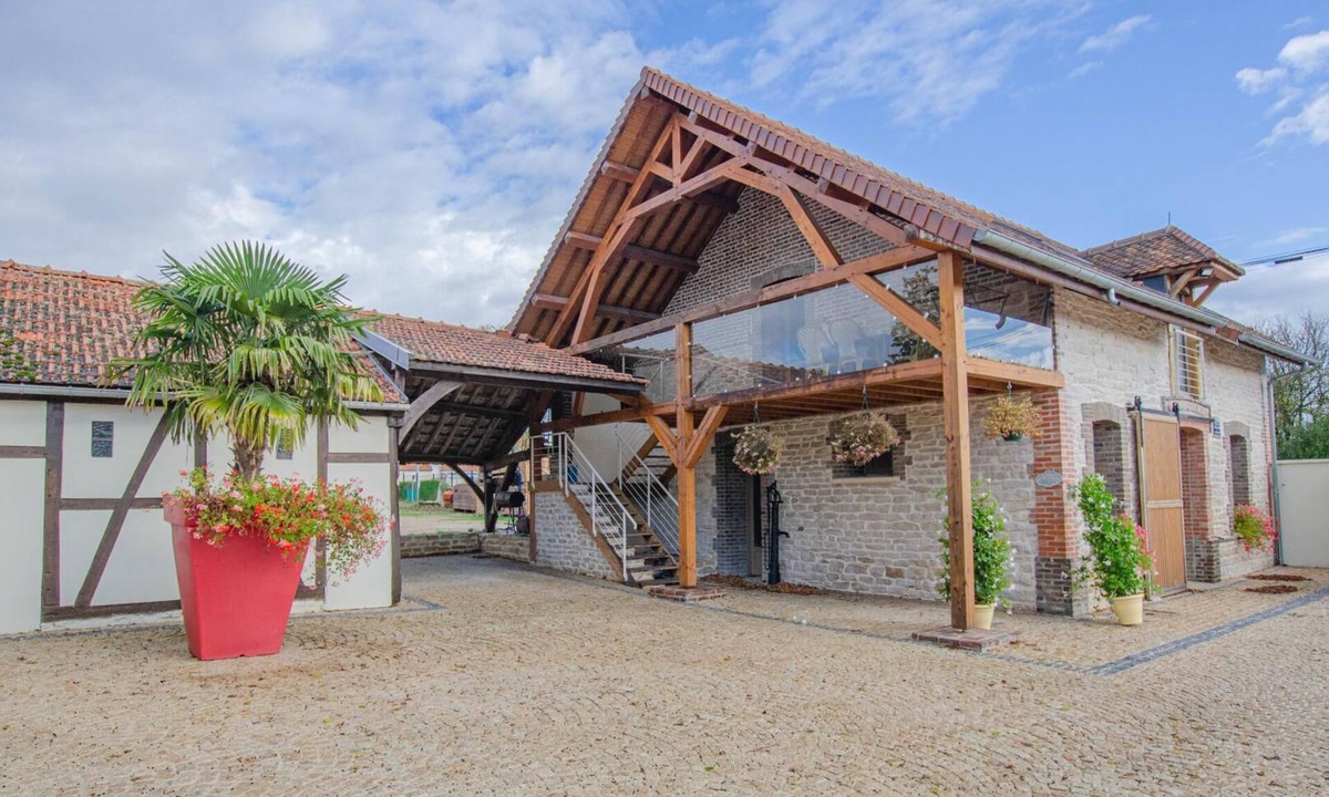 Fontaine-les-Gres House | La Fontainate - FONTAINE LES GRES