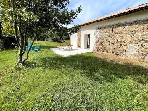 Port-Saint-Pere House | La Fontaine
