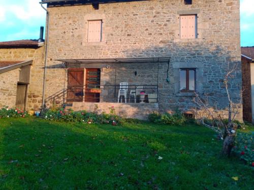 Saint-Julien-le-Petit House | La forge