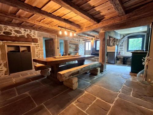 Ternuay-Melay-et-Saint-Hilaire House | La Ferme Alter Native