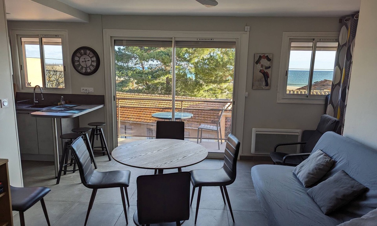 La Franqui Apartment | La Franqui. Appt 42m2. 50 m. from the beach.Balcony with nice sea view. Wifi.