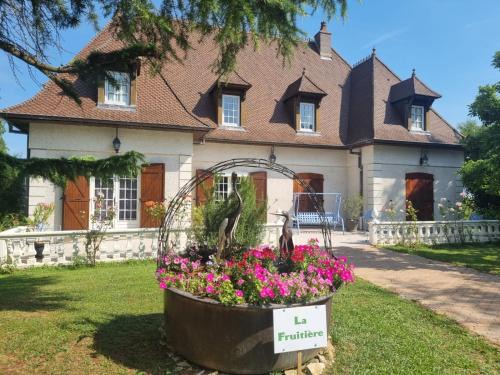 Chaudenay Apartment | La Fruitière