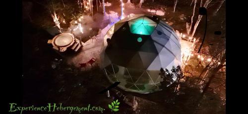Saint-Alexis-des-Monts Ski Chalet | La générale Sherman, Expérience hébergement le luxe sauvage avec vue et jacuzzi