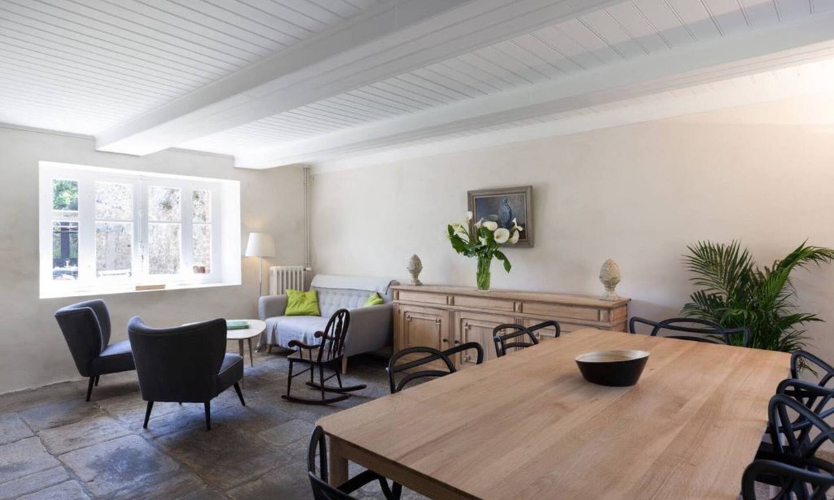 Parame House | La Galissonière: charming house with garden, 10-minute walk from the beach