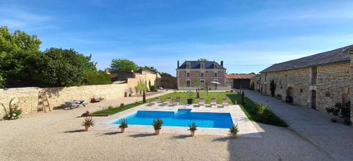 Angliers Bed & Breakfast | La Galuche-B&B & Studio