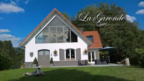 Berthen Bed & Breakfast | La Garonde