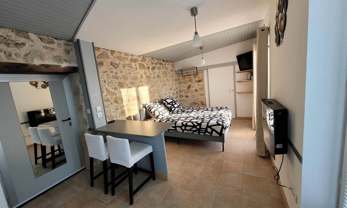 Le Poire-sur-Vie House | la Genotière