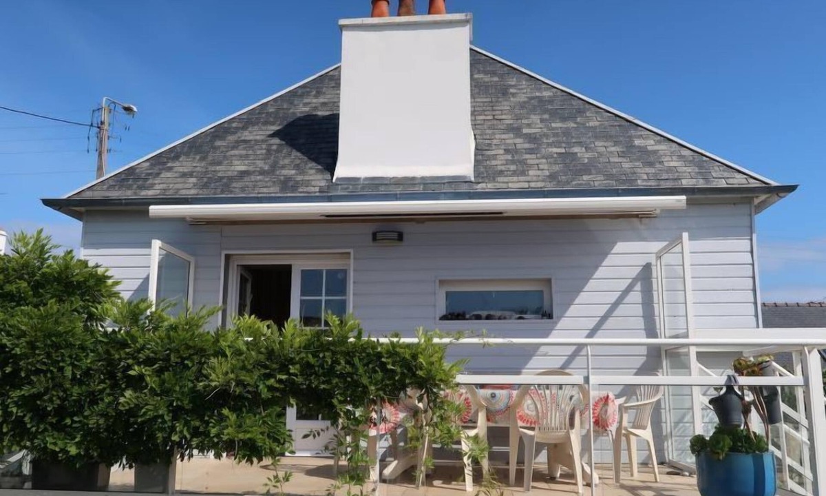 Lampaul-Plouarzel House | La Glycine by Interhome