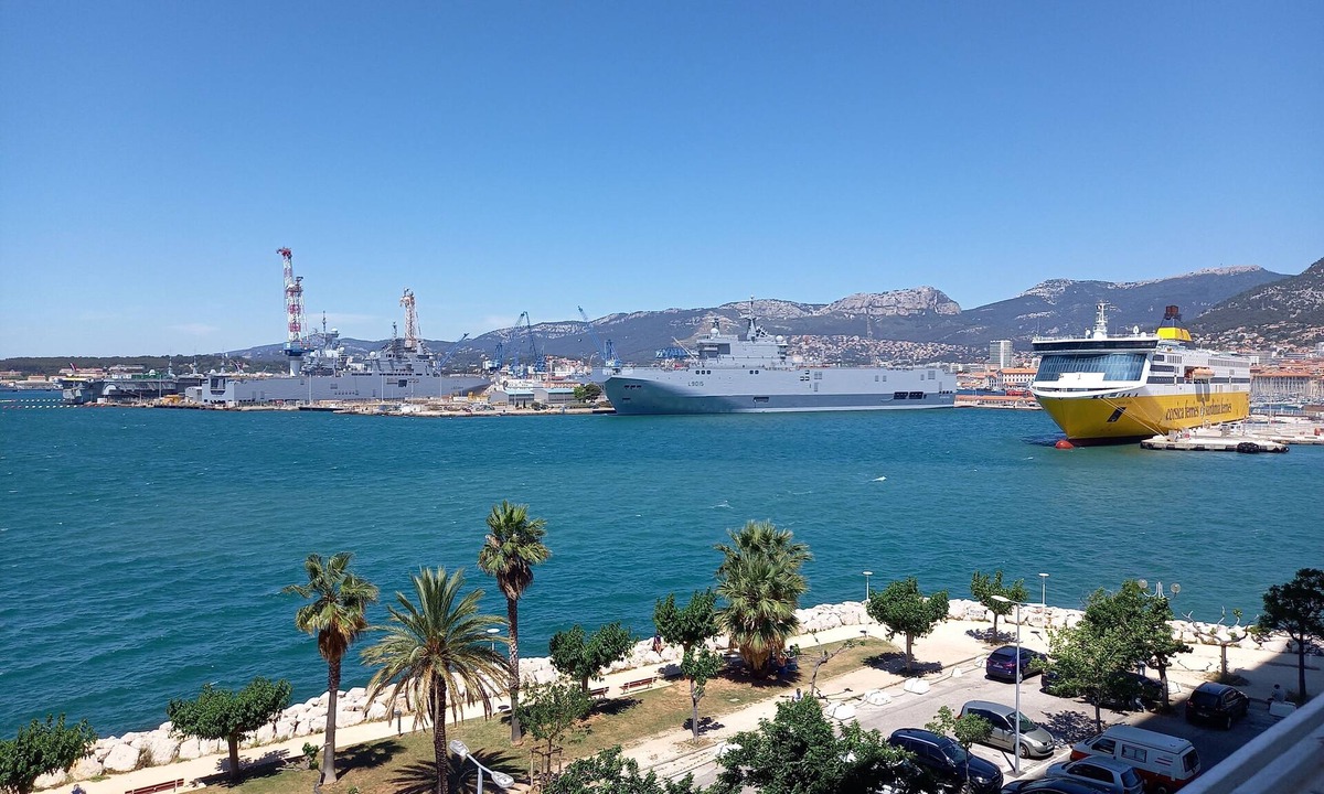 Toulon Apartment | La Goelette 4