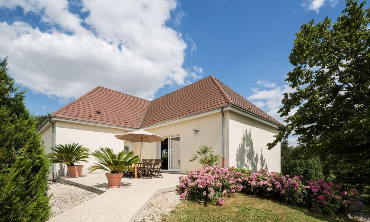 Baroville House | La Goutte D'or - Baroville