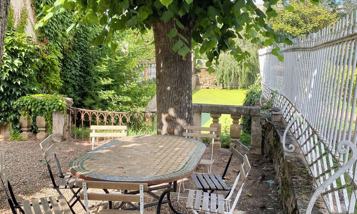 Saint-Etienne-la-Varenne House | La Grange de la Baisse