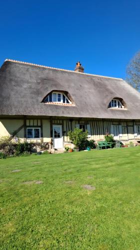 Sainte-Foy Bed & Breakfast | La grande chambre de la chaumière