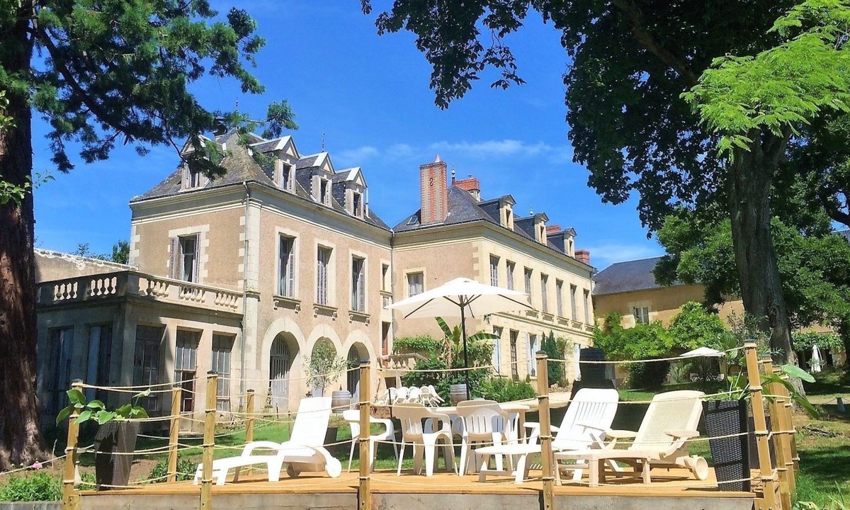 Pas-de-Jeu House | La Grande Maison