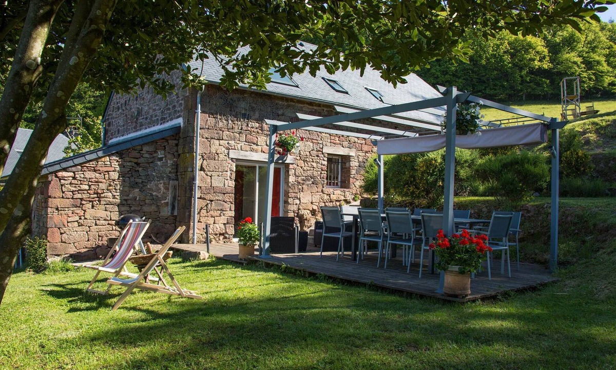 Noailhac House | La Grande Ourse, for 10 people with an exceptional panorama